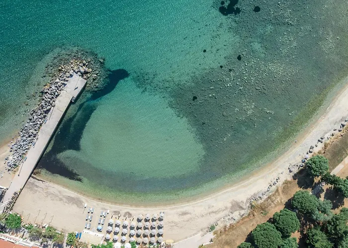 F & B Collection - Loutra Apartman