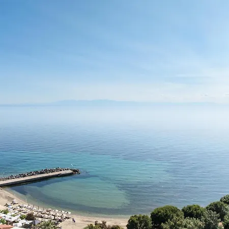 아파트 F & B Collection - Loutra *