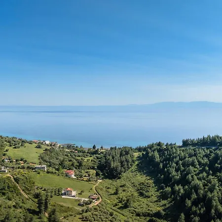 F & B Collection - Loutra 아파트 아기아 파라스케비