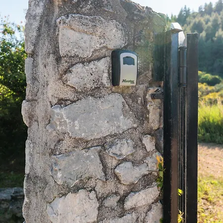 F & B Collection - Loutra 아파트 *